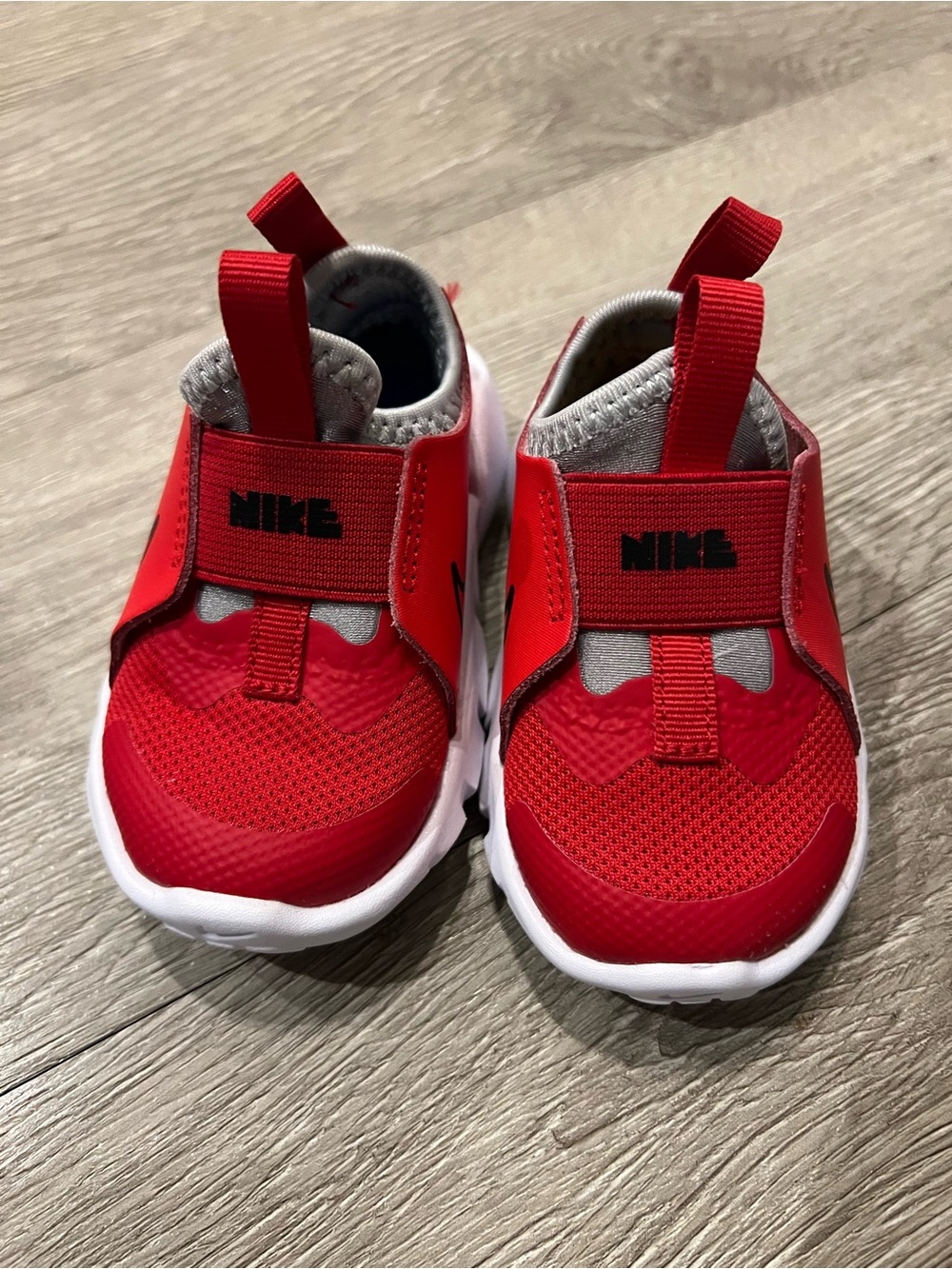 Nike Baby Red Slip-On Sneakers (size 4c) BNNW